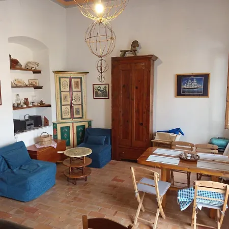 Maia's House 度假居 锡米