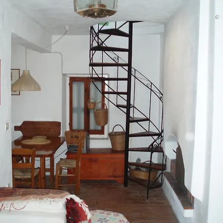 Maia's House 度假居 *